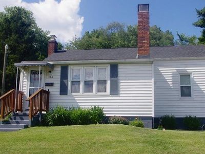 566 Garfield Ave