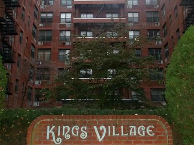 1200 E 53rd St APT 7B