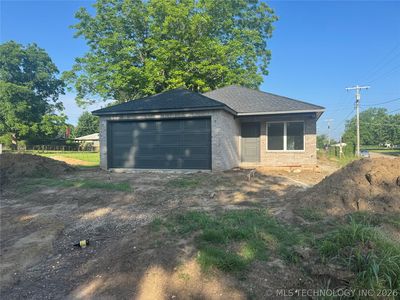 2248 N Rockford Ave