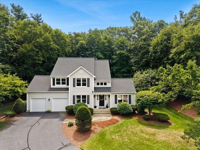 100 W Lake Dr
