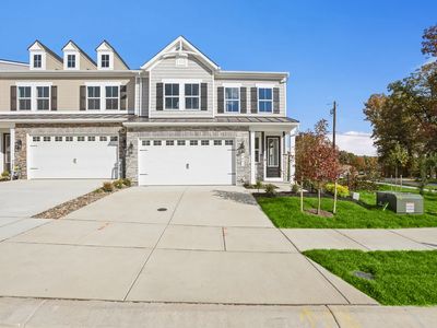 4817 Grandiflora Cir