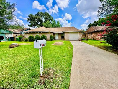4215 Bayou Vista Dr