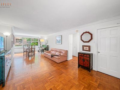 310 E 70th St APT 2M