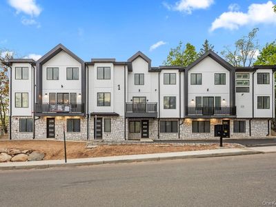 1 Homestead Lane #201