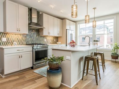 62 India Street UNIT 204