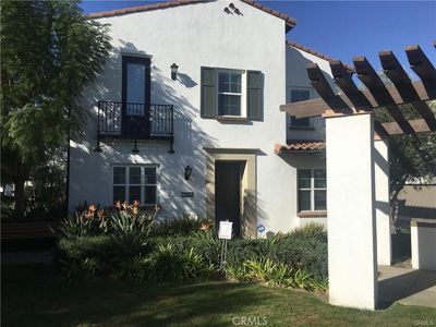 344 N Santa Maria St