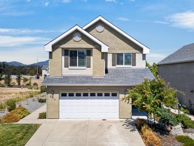 Property at 6514 Bandito Dr, Redding, CA