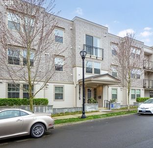 28615 SW Paris Ave #208
