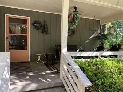 33 Churchill Dr