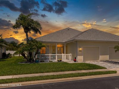 1154 Eleuthera Dr NE