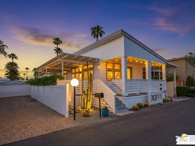 Property at 707 N Maui Ln, Palm Springs, CA