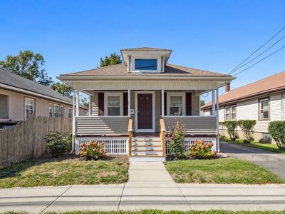 34 Baxter Ave