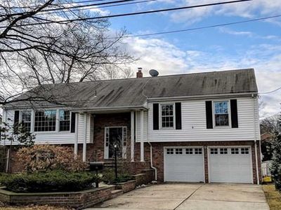 18 Van Wagoner Dr