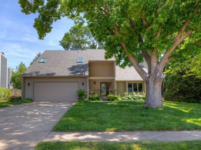 801 52nd Pl