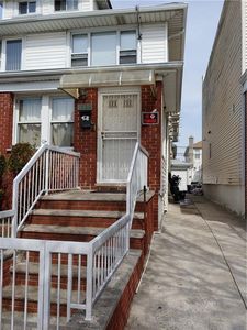 1539 W 5th St