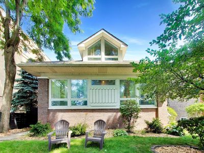 2012 W Estes Ave