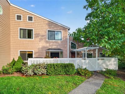 250 Strawberry Hill Cir #2