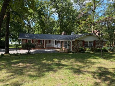 2211 Gold Point Cir N