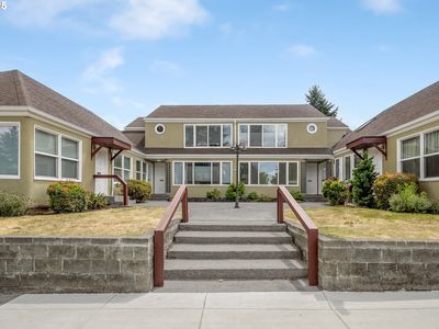 2438 NE Killingsworth St APT 2