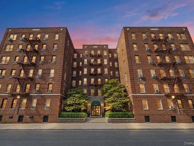 3321 Bruckner Boulevard #5G