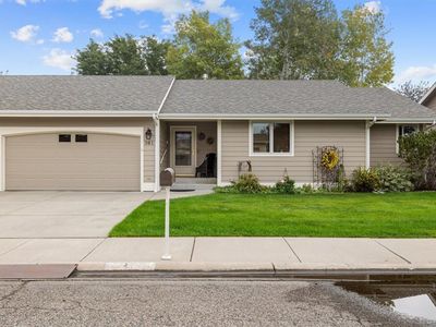 361 W Daffodil Dr