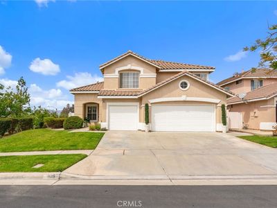 908 N Temescal Cir