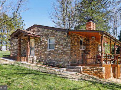 600 Mountain View Dr