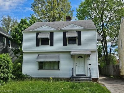 Property at 931 Yellowstone Rd, Cleveland Heights, OH