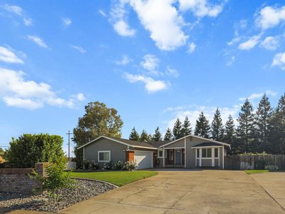 1996 Mary Lake Dr