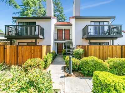 771 Williamsburg Way Unit B