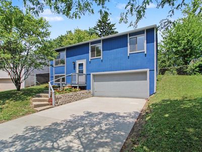 2126 Winewood Ave
