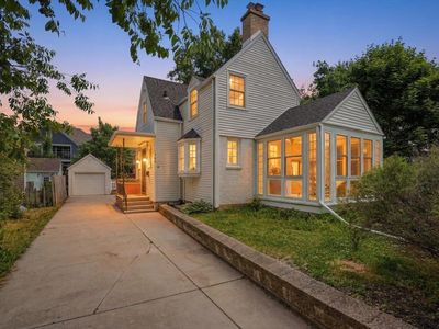 166 Kensington Dr