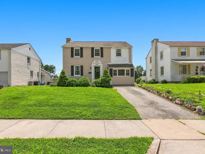 461 Summit Ave