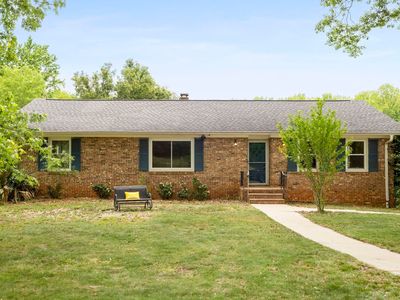1313 N Parker Rd