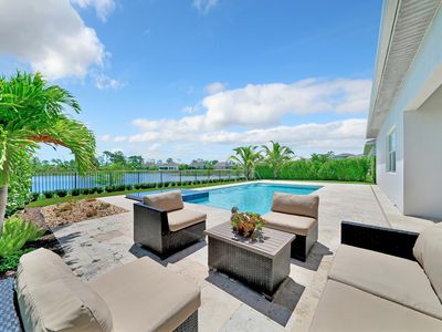 735 SW Pennfield Terrace