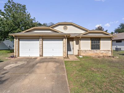2614 Aylesbury Ln