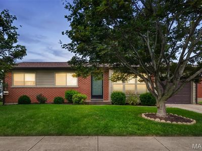3210 Catesby Ln