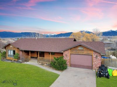 116 Moores Creek Ct