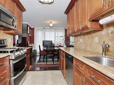 6040 Boulevard East APT 8H