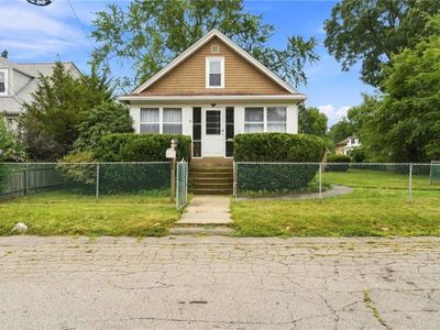 Property at 16 Beechcrest St, Warwick, RI