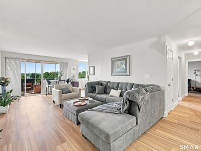 50 Glenbrook Road #7D