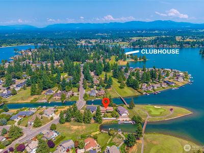 20010 Island Parkway E