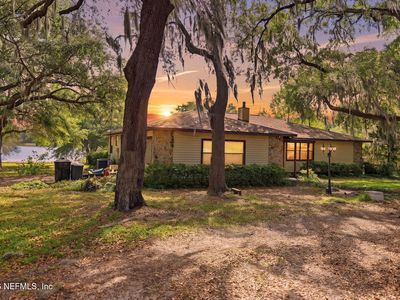 5781 S CRATER LAKE Circle
