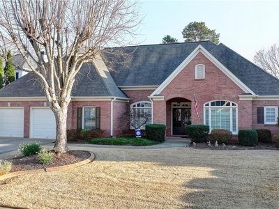 6330 Hunters View Ln