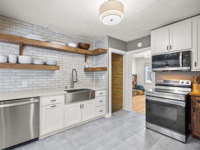 6828 Corvallis Ave N