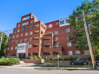 50 Watertown St APT 402