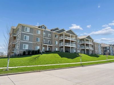 2871 Spring Rose Cir #201