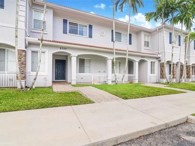 8228 SW 29th St #103