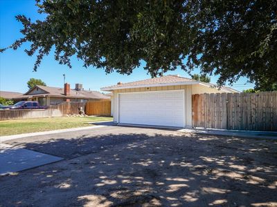 5358 E Tyler Ave