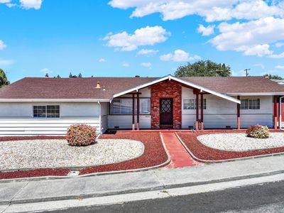 1360 Avon Way